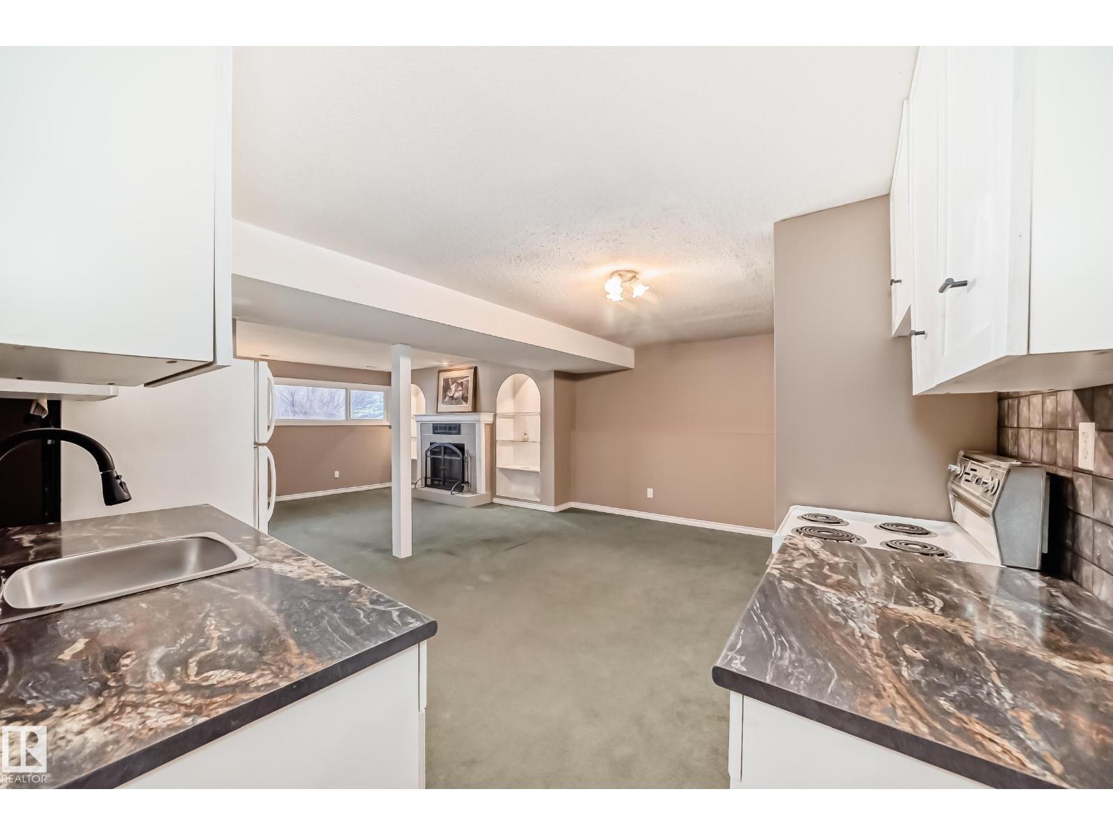 9813 152 St Nw, Edmonton, Alberta  T5P 1X2 - Photo 30 - E4480532