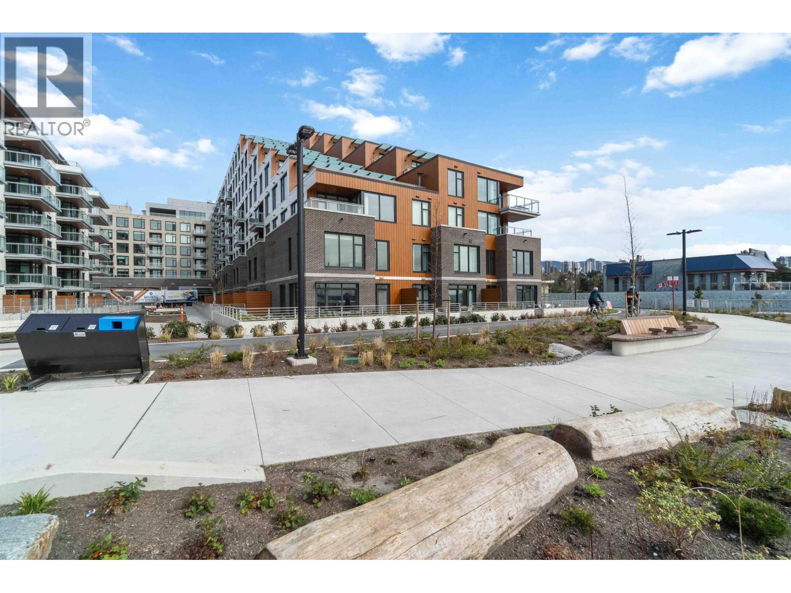 312 755 Harbourside Drive, North Vancouver, British Columbia  V7P 0G1 - Photo 31 - R3106449