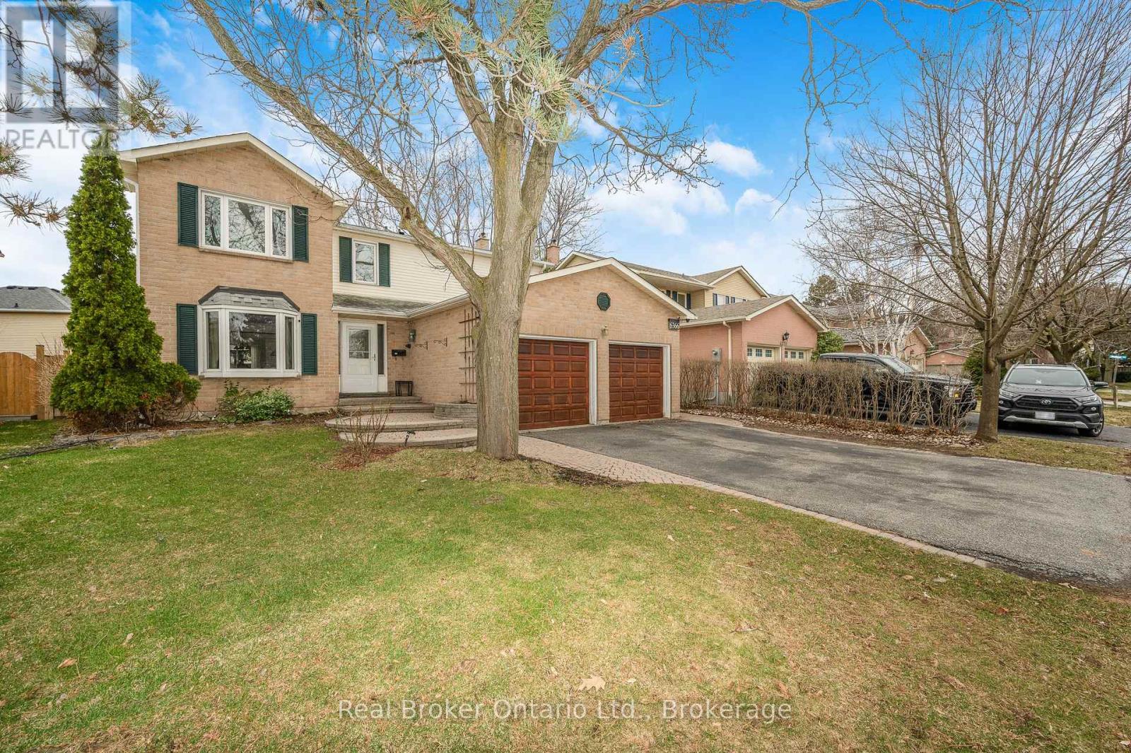 6366 Miller's Grove, Mississauga, Ontario  L5N 3M7 - Photo 3 - W12955318