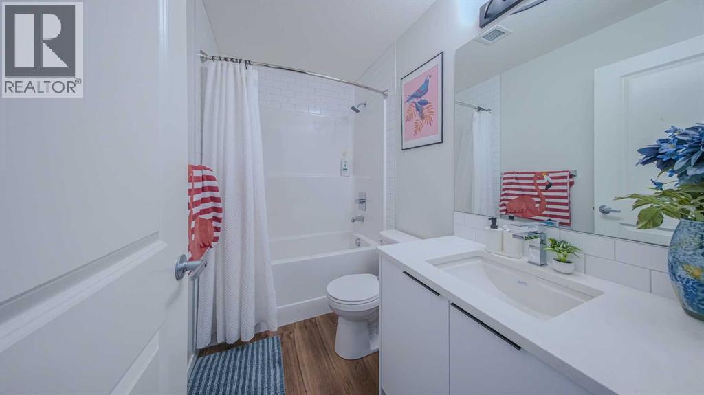 2209, 33 Carringham Gate Nw, Calgary, Alberta  T3P 2H6 - Photo 37 - A2291597