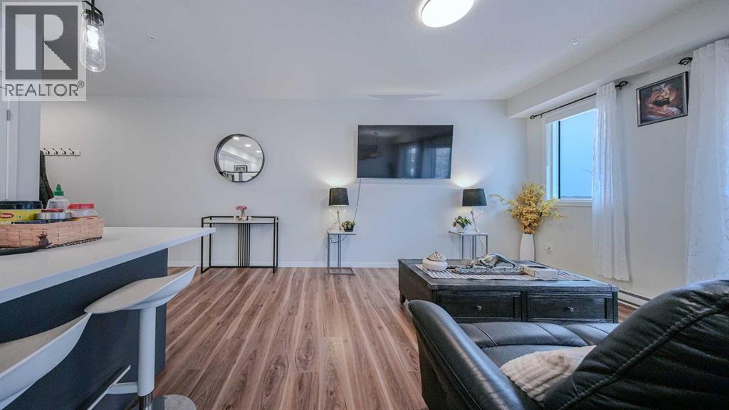 2209, 33 Carringham Gate Nw, Calgary, Alberta  T3P 2H6 - Photo 17 - A2291597