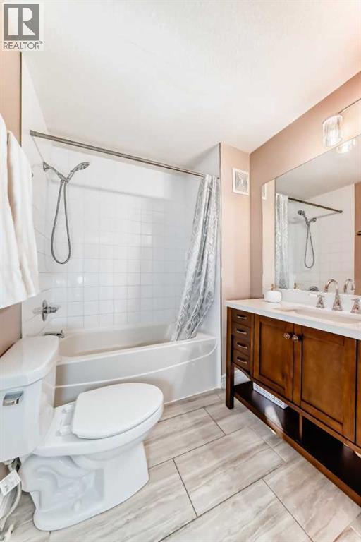 103, 26 Glamis Green SW, Calgary, Alberta  T3E 6V1 - Photo 36 - A2295598