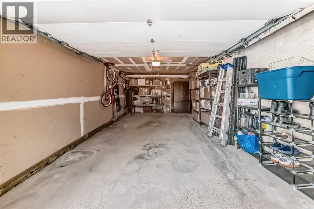 103, 26 Glamis Green SW, Calgary, Alberta  T3E 6V1 - Photo 40 - A2295598