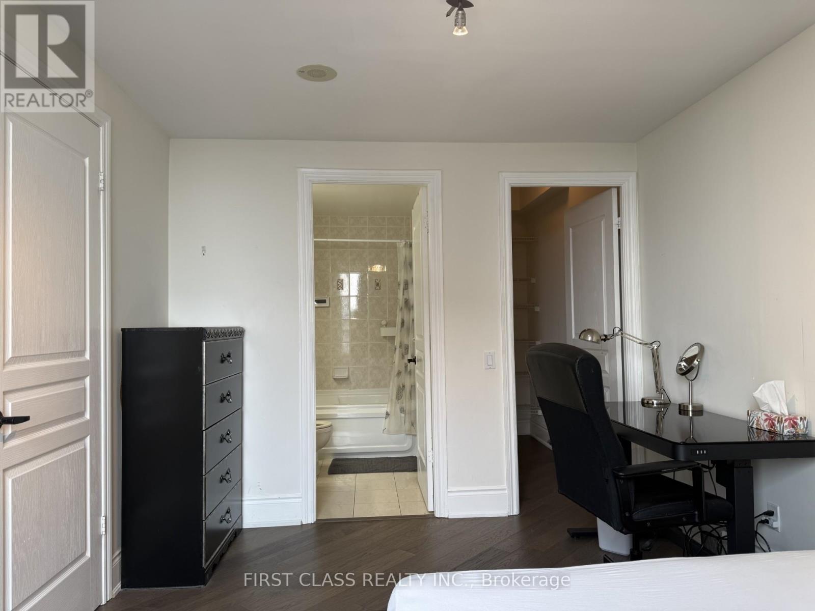 2502 - 5 Northtown Way, Toronto, Ontario  M2N 7A1 - Photo 19 - C12955650