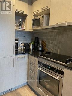 1705 - 87 PETER STREET, Toronto, Ontario