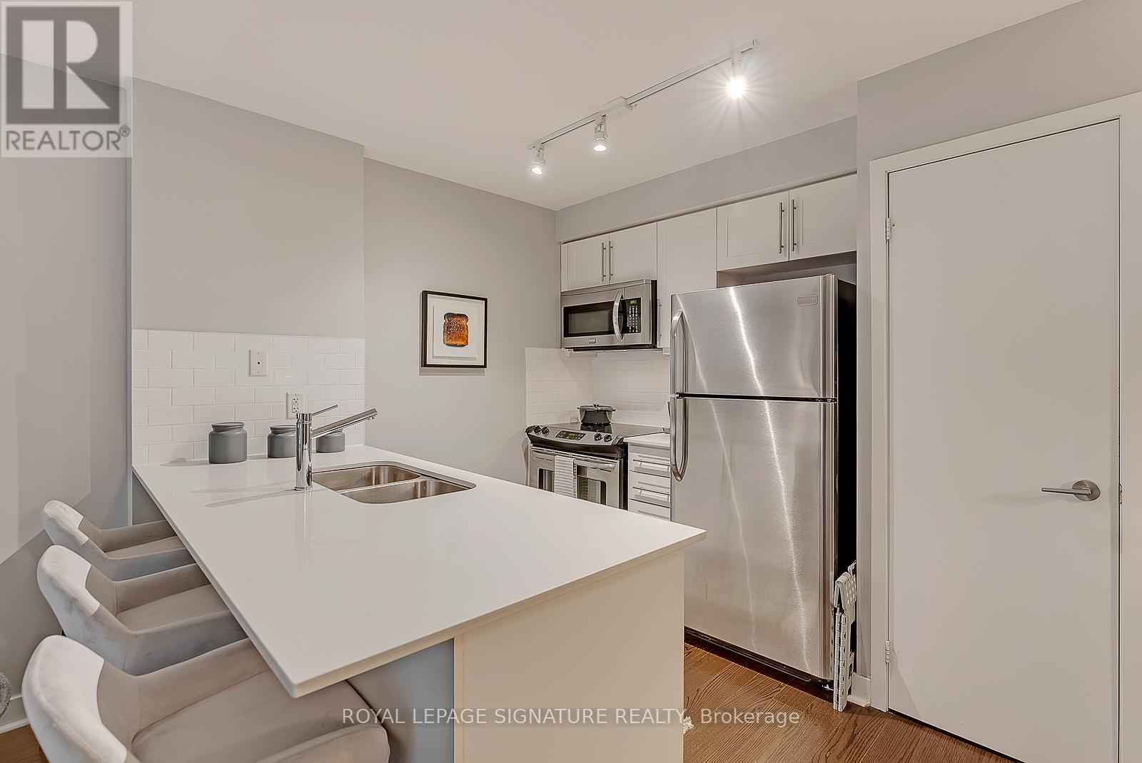 N210 - 1169 Queen Street W, Toronto, Ontario  M6J 1J4 - Photo 10 - C12955702