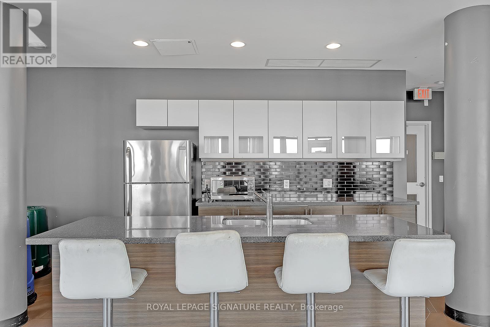 N210 - 1169 Queen Street W, Toronto, Ontario  M6J 1J4 - Photo 32 - C12955702