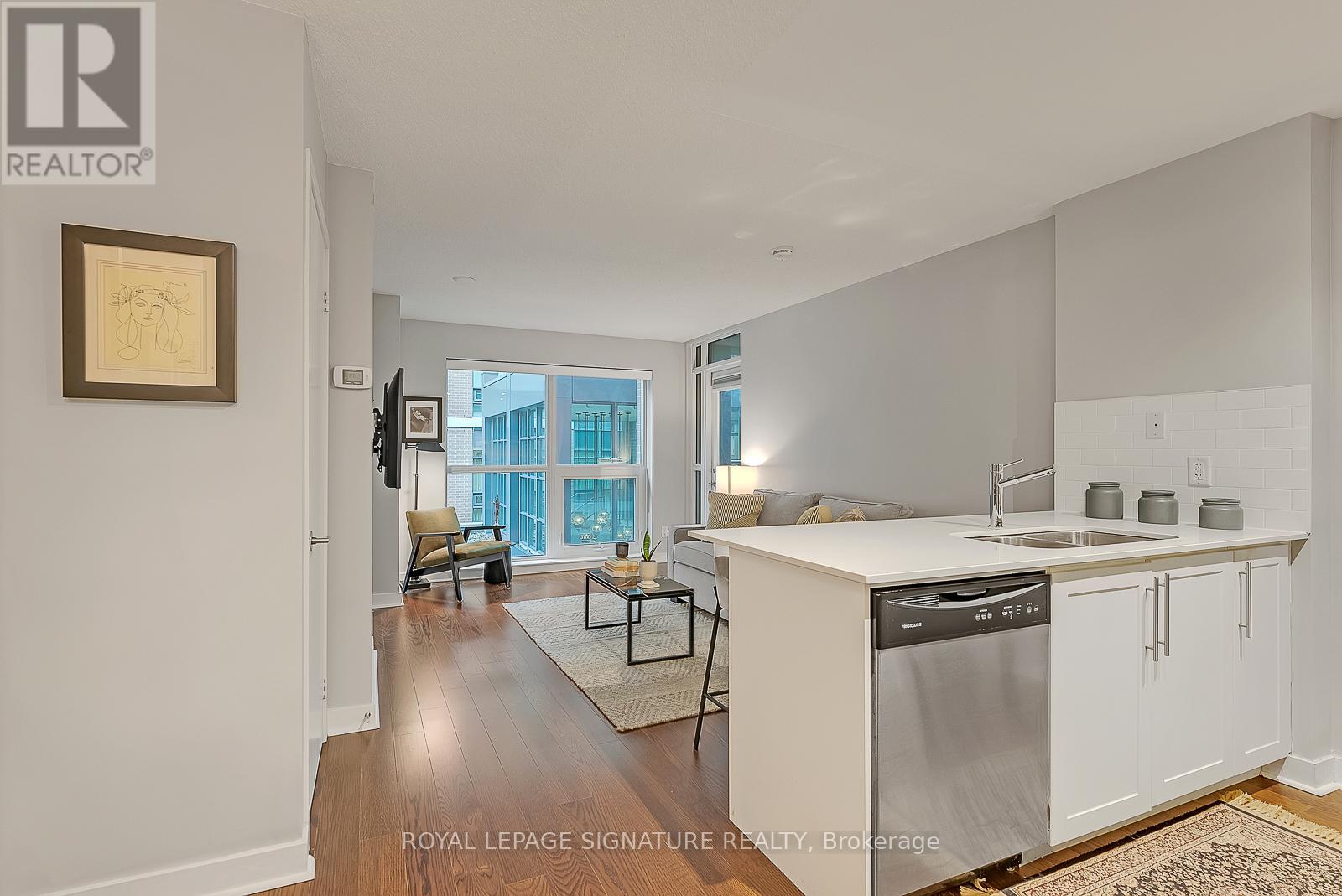 N210 - 1169 Queen Street W, Toronto, Ontario  M6J 1J4 - Photo 8 - C12955702