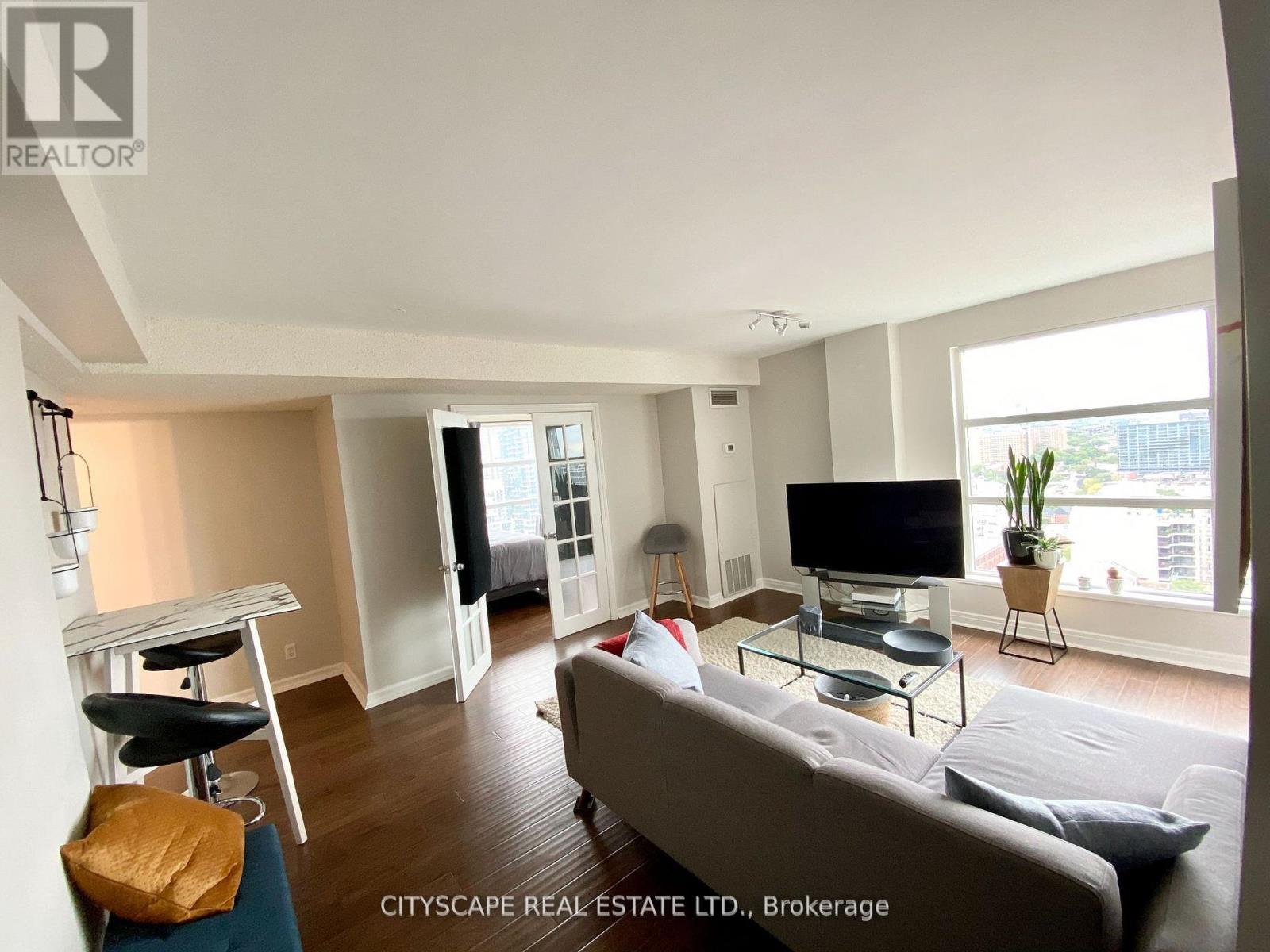 2501 - 50 Lombard Street, Toronto, Ontario  M5C 2X4 - Photo 4 - C12955716