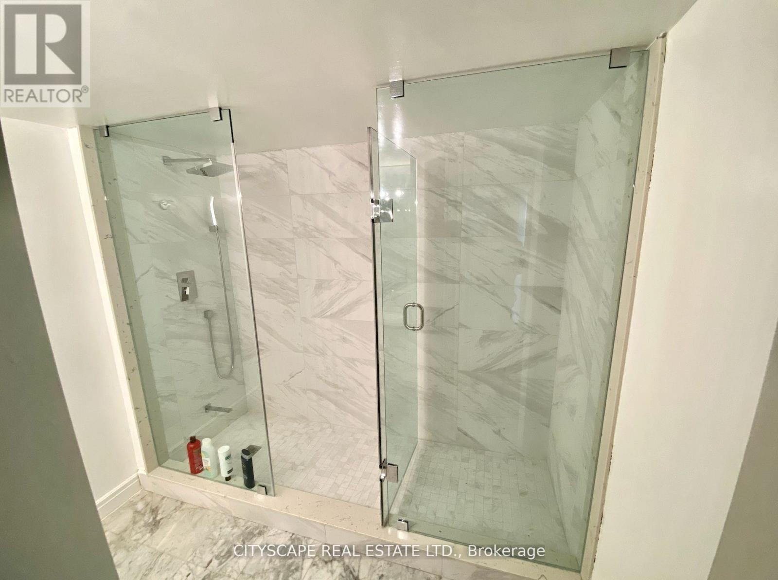 2501 - 50 Lombard Street, Toronto, Ontario  M5C 2X4 - Photo 7 - C12955716