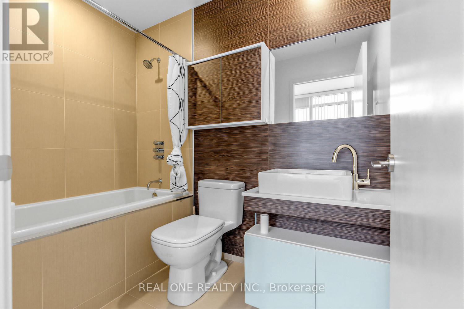 1804 - 75 St Nicholas Street, Toronto, Ontario  M4Y 0A5 - Photo 9 - C12955730