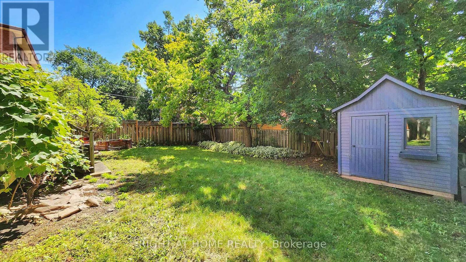 225 Kingsdale Avenue, Toronto, Ontario  M2N 3X3 - Photo 20 - C12955740