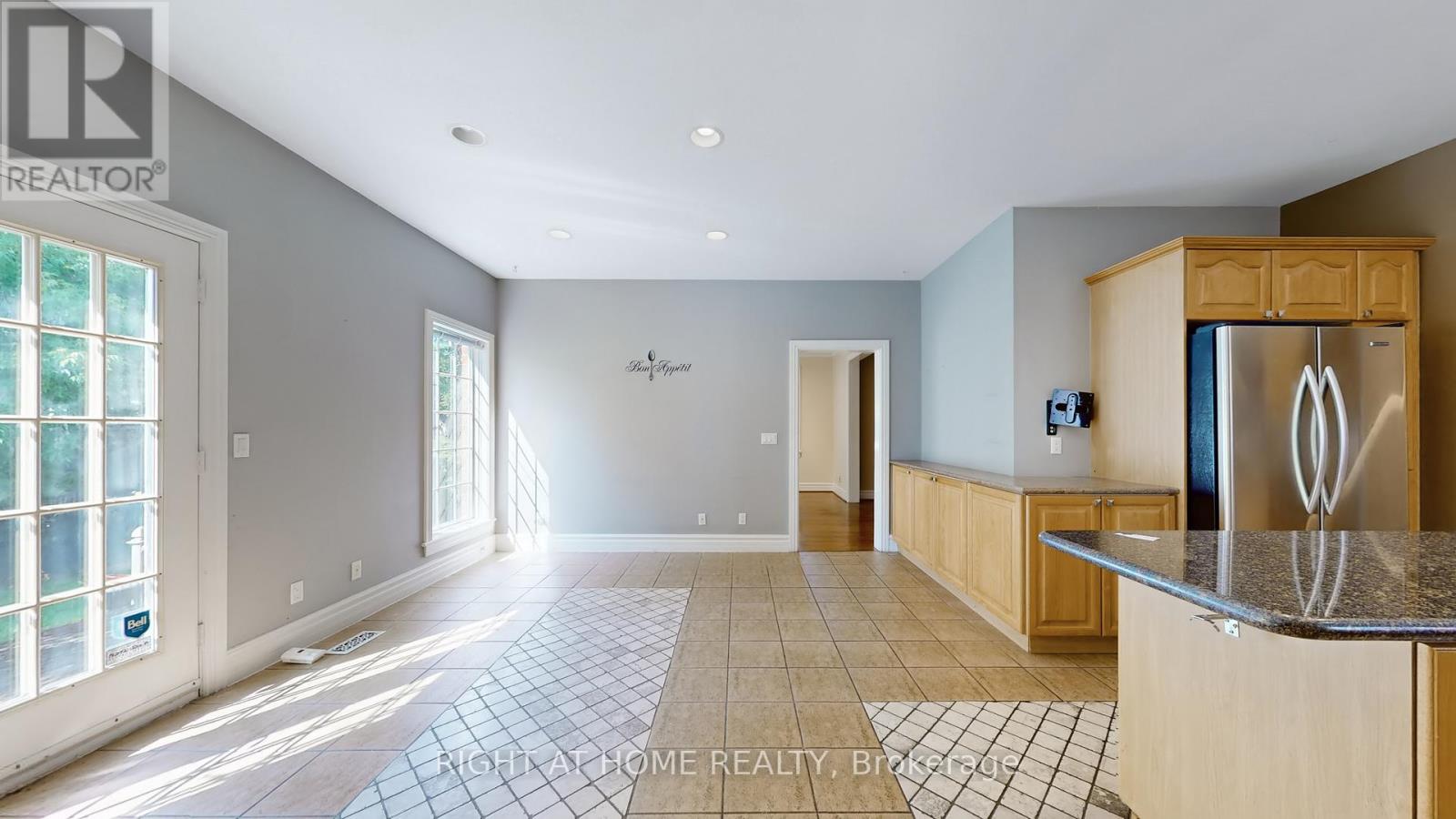 225 Kingsdale Avenue, Toronto, Ontario  M2N 3X3 - Photo 6 - C12955740