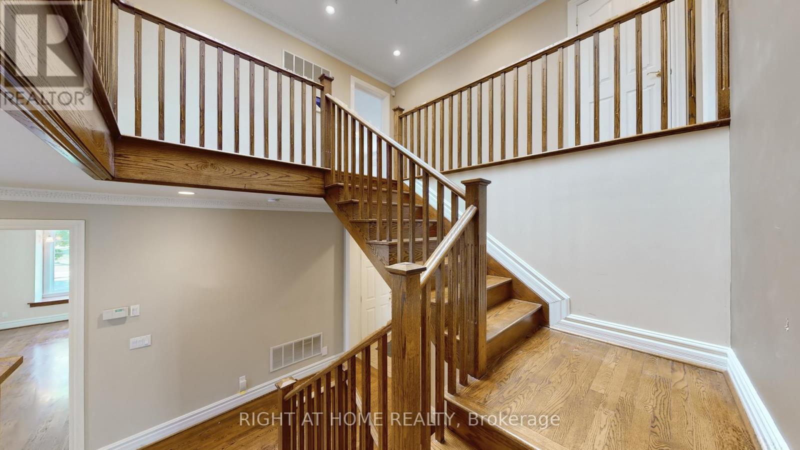 225 Kingsdale Avenue, Toronto, Ontario  M2N 3X3 - Photo 9 - C12955740