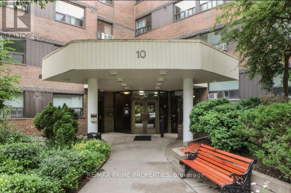 #214 - 10 SUNRISE AVENUE, Toronto, Ontario