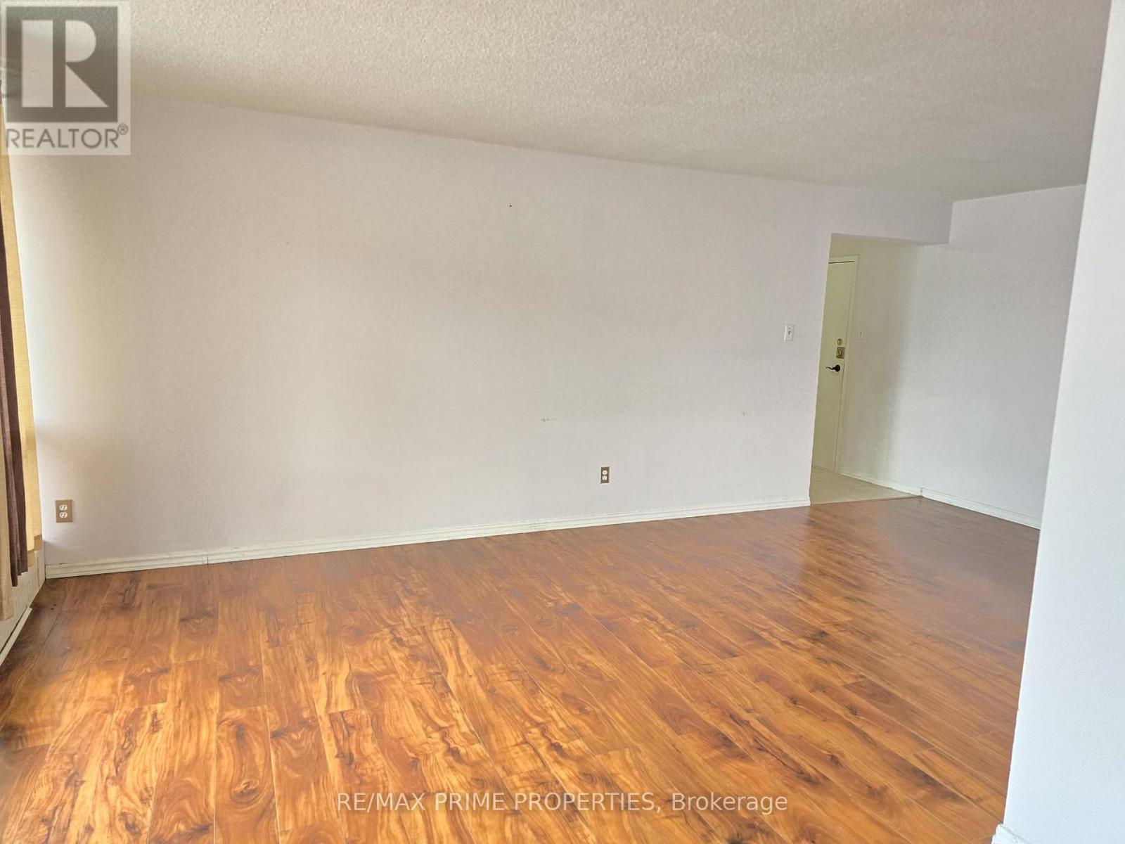 #214 - 10 Sunrise Avenue, Toronto, Ontario  M4A 2R1 - Photo 8 - C12955746