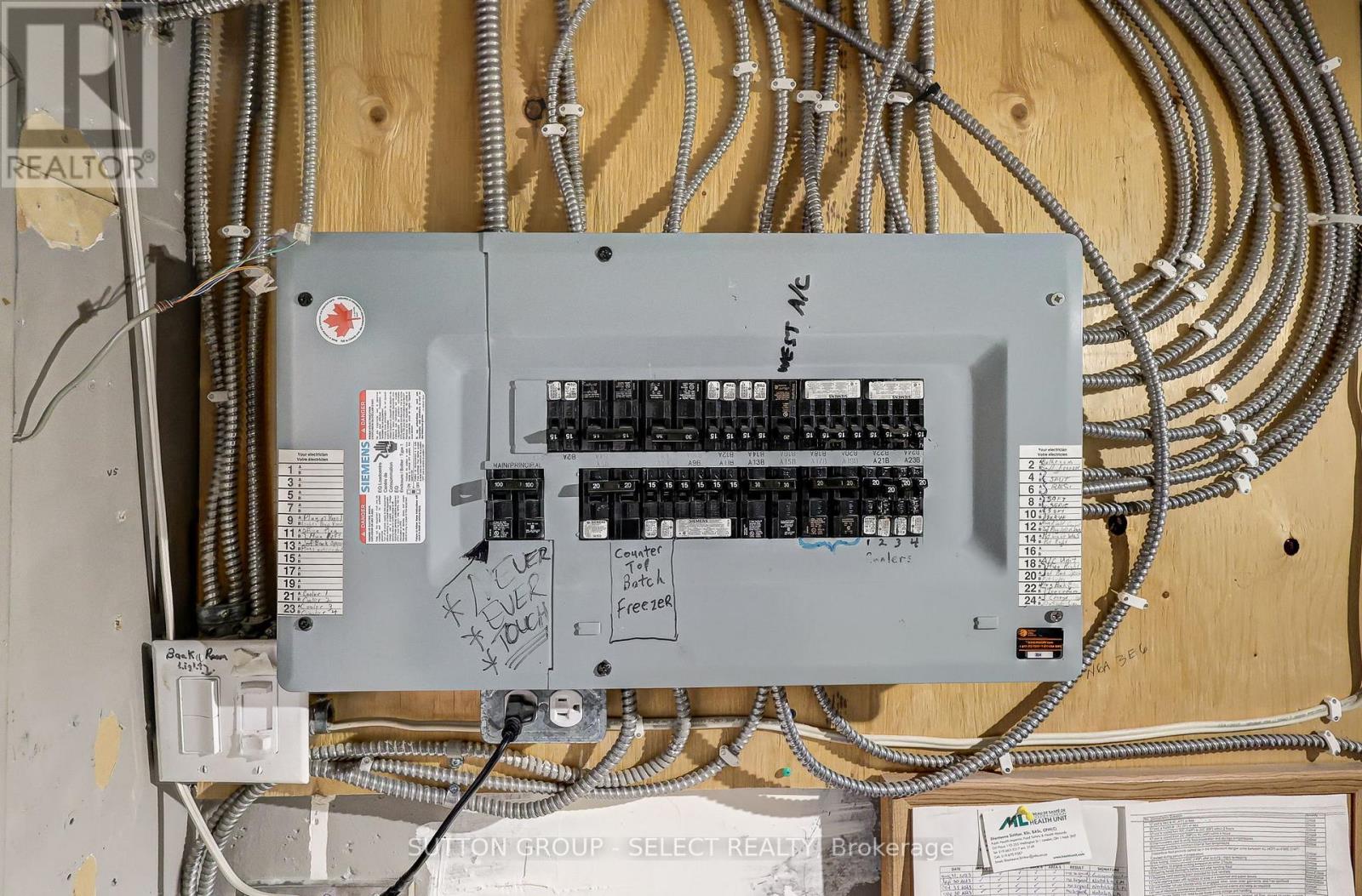 484 Richmond Street, London East, Ontario  N6A 3E6 - Photo 35 - X12955664