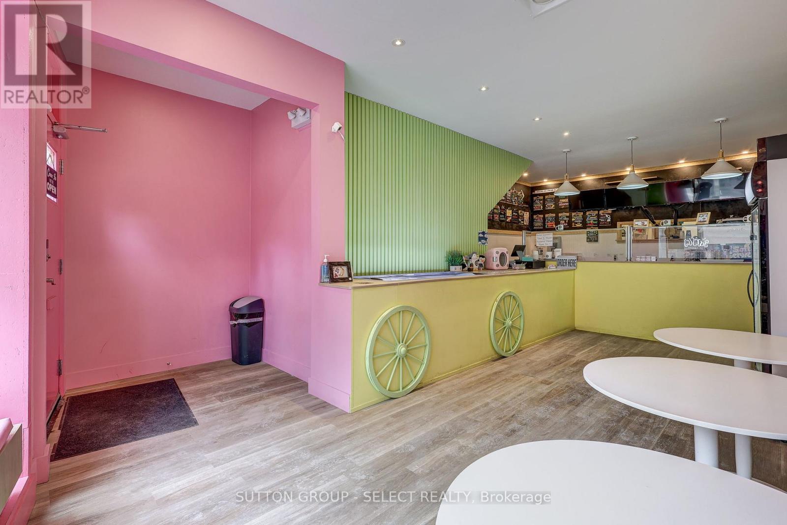 484 Richmond Street, London East, Ontario  N6A 3E6 - Photo 4 - X12955664