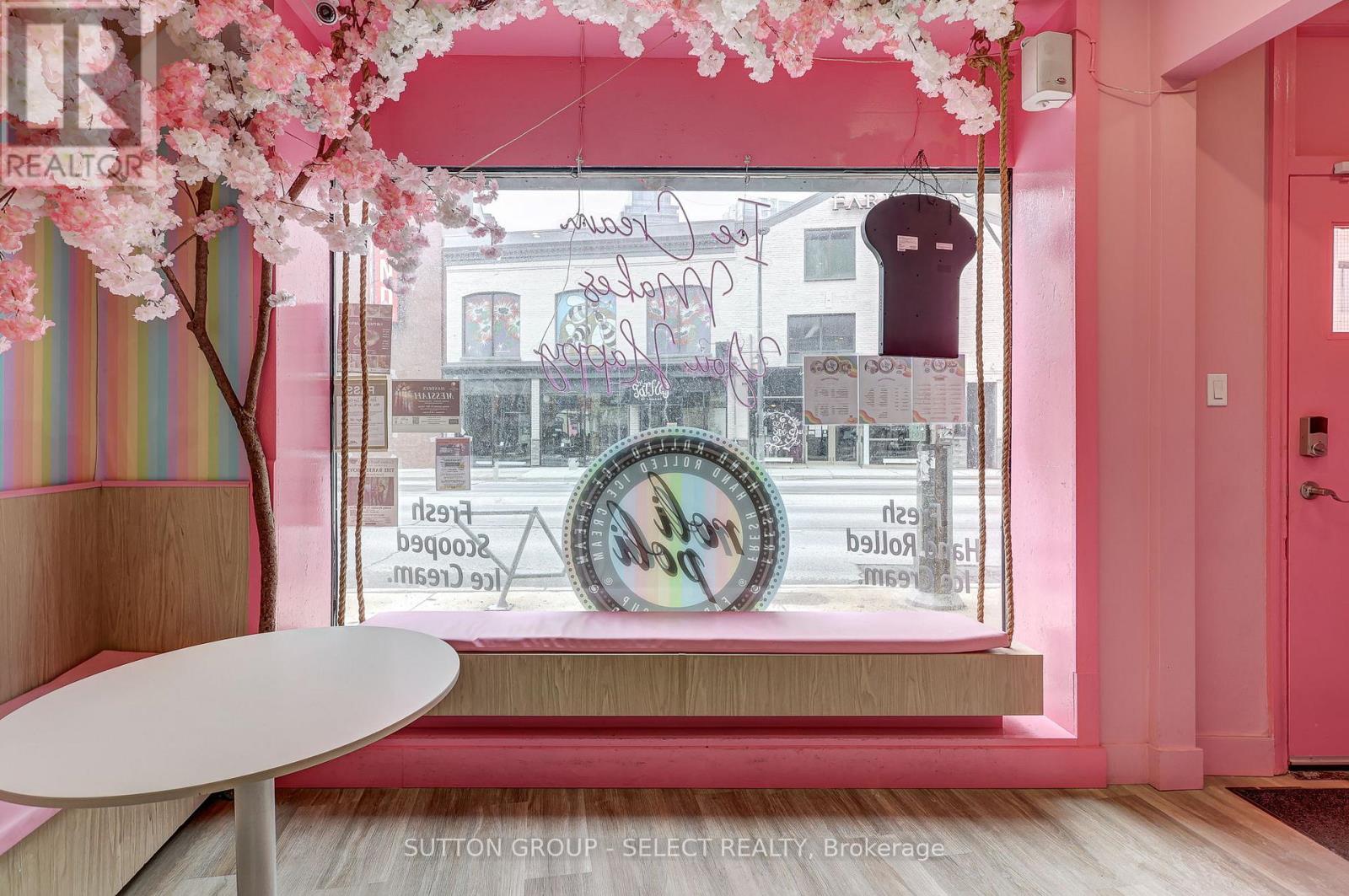 484 Richmond Street, London East, Ontario  N6A 3E6 - Photo 8 - X12955664