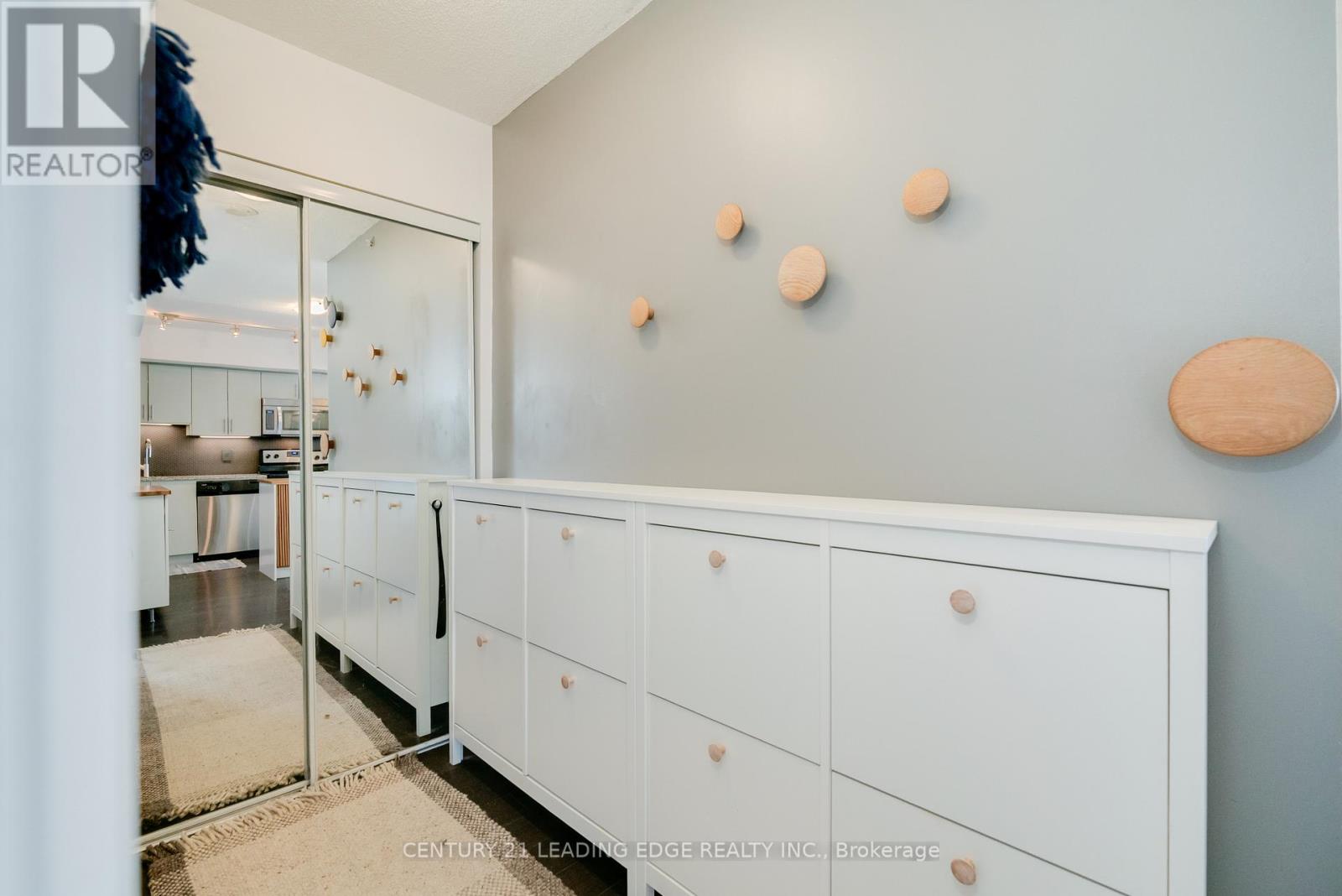 611 - 3520 Danforth Avenue, Toronto, Ontario  M1L 1E5 - Photo 3 - E12955690