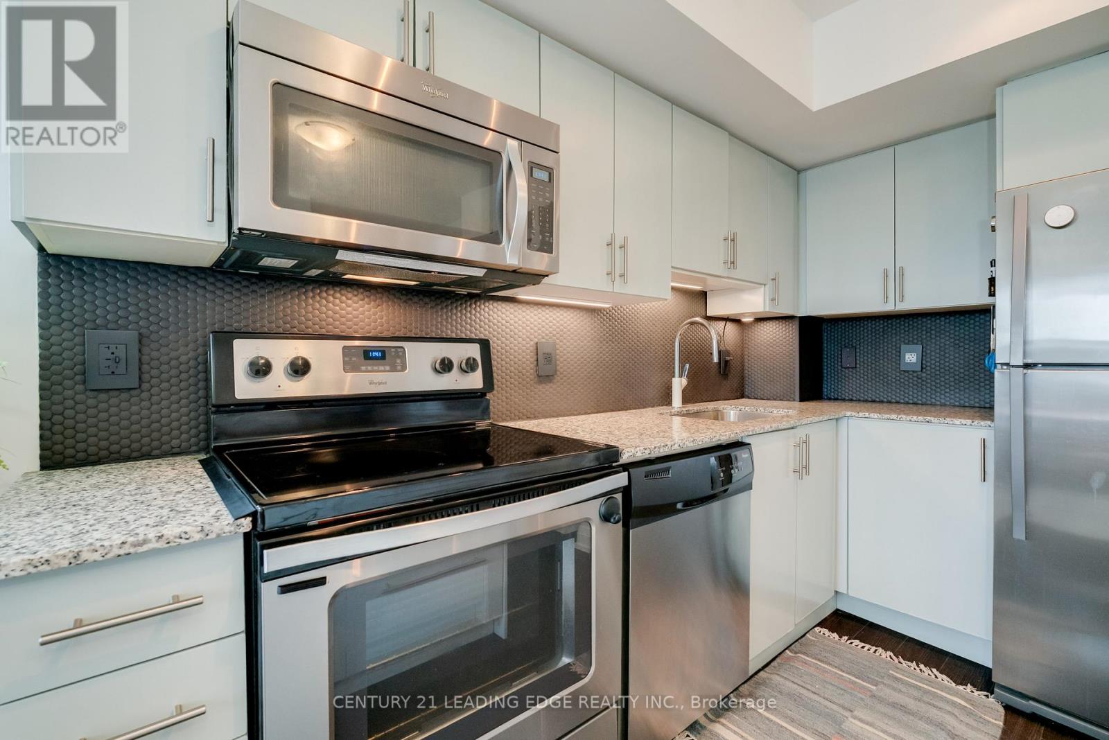 611 - 3520 Danforth Avenue, Toronto, Ontario  M1L 1E5 - Photo 6 - E12955690