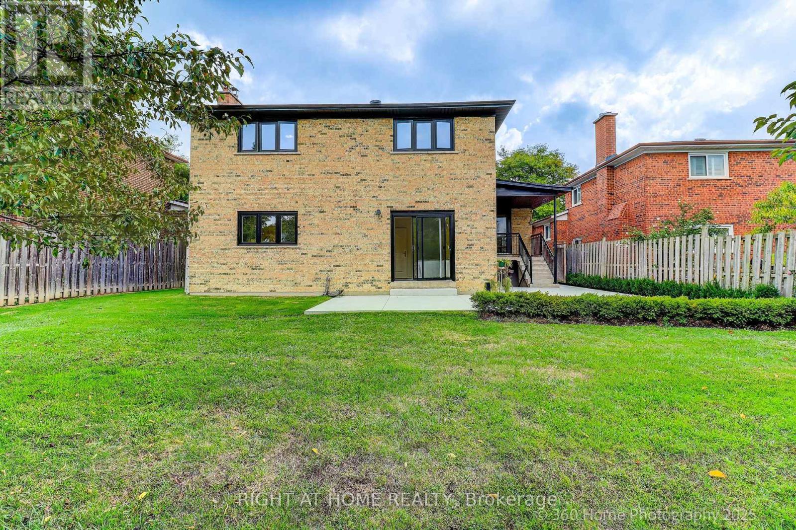 44 Beamsville Drive, Toronto, Ontario  M1T 3S2 - Photo 35 - E12955758