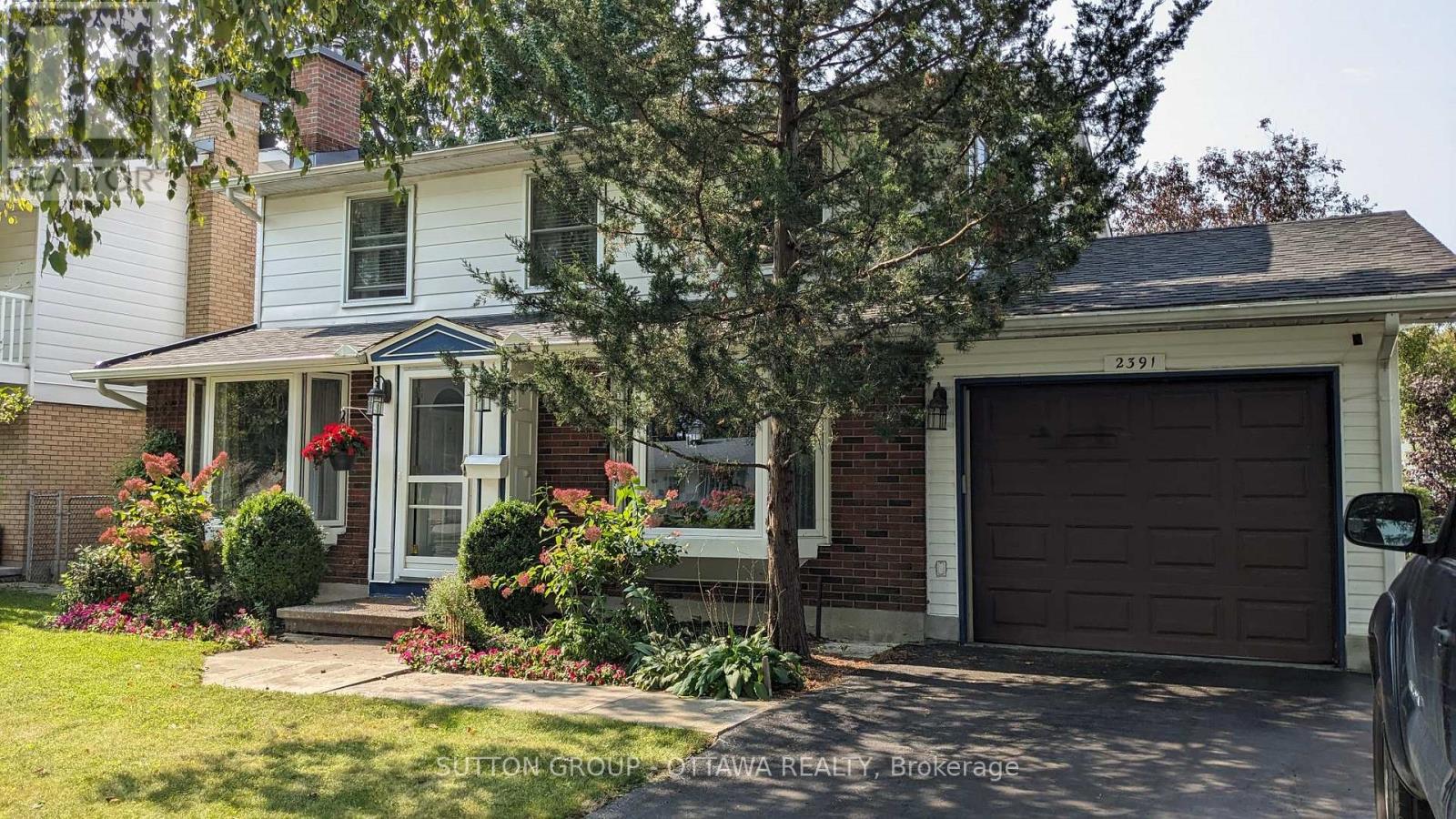 2391 OGILVIE ROAD, ottawa, Ontario