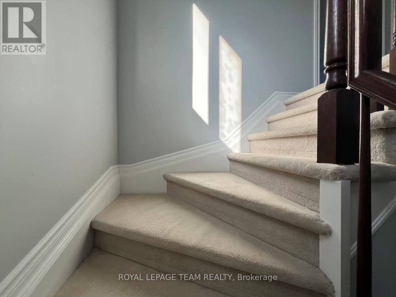 1097 Northgraves Crescent, Ottawa, Ontario  K2M 0C6 - Photo 16 - X12955754