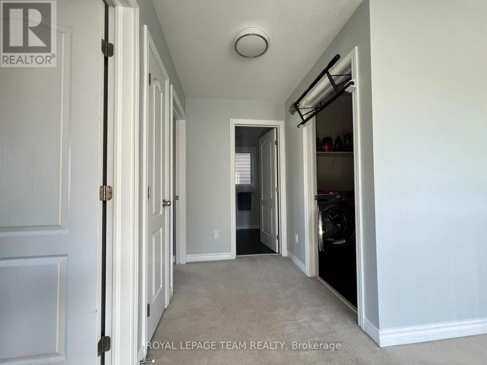 1097 Northgraves Crescent, Ottawa, Ontario  K2M 0C6 - Photo 17 - X12955754