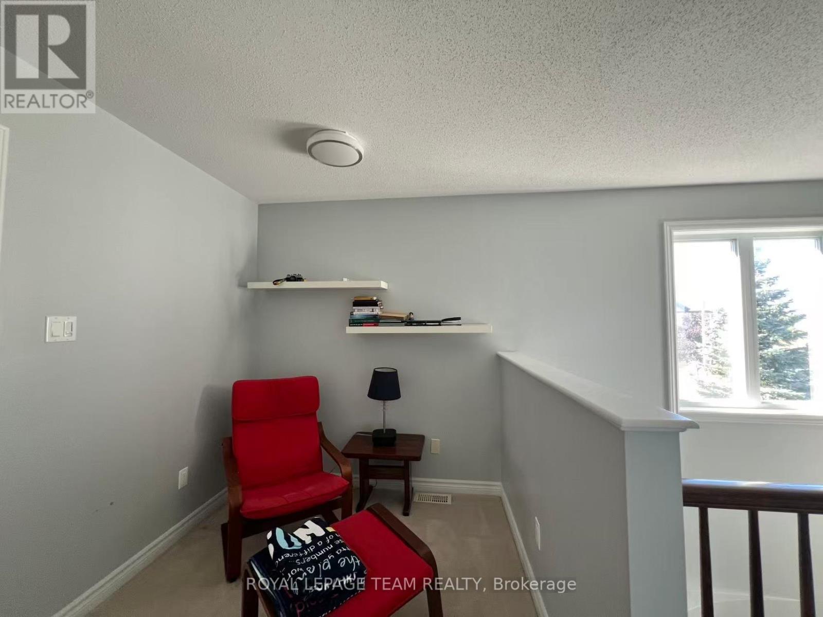 1097 Northgraves Crescent, Ottawa, Ontario  K2M 0C6 - Photo 23 - X12955754