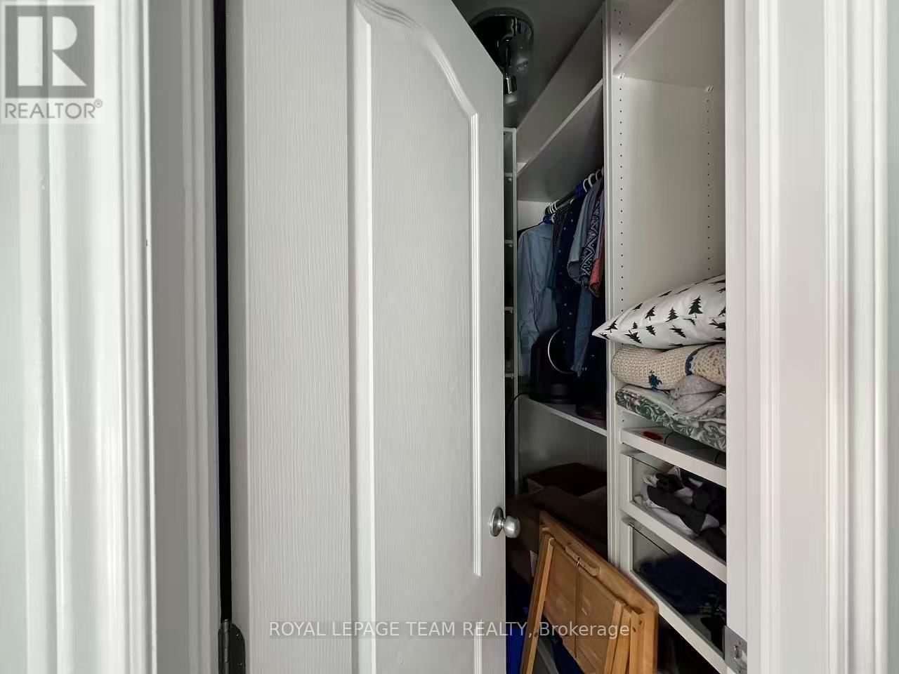 1097 Northgraves Crescent, Ottawa, Ontario  K2M 0C6 - Photo 27 - X12955754