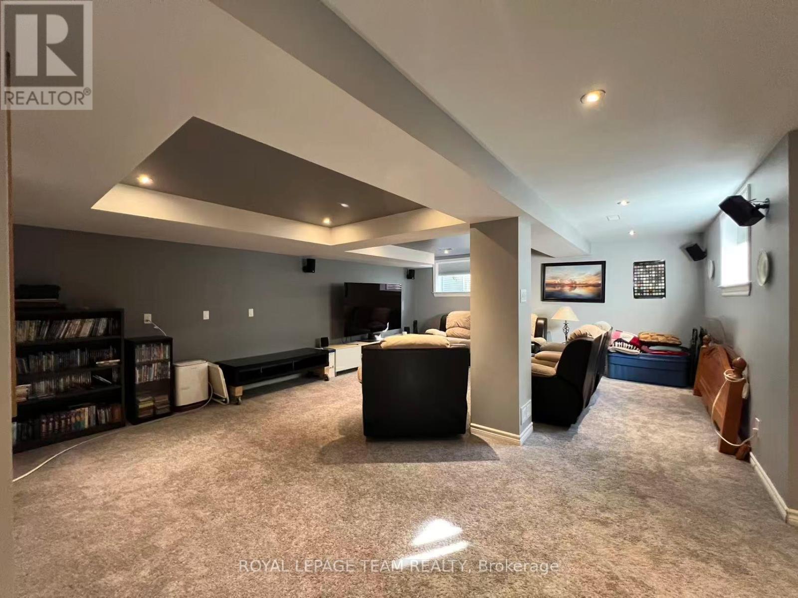 1097 Northgraves Crescent, Ottawa, Ontario  K2M 0C6 - Photo 32 - X12955754