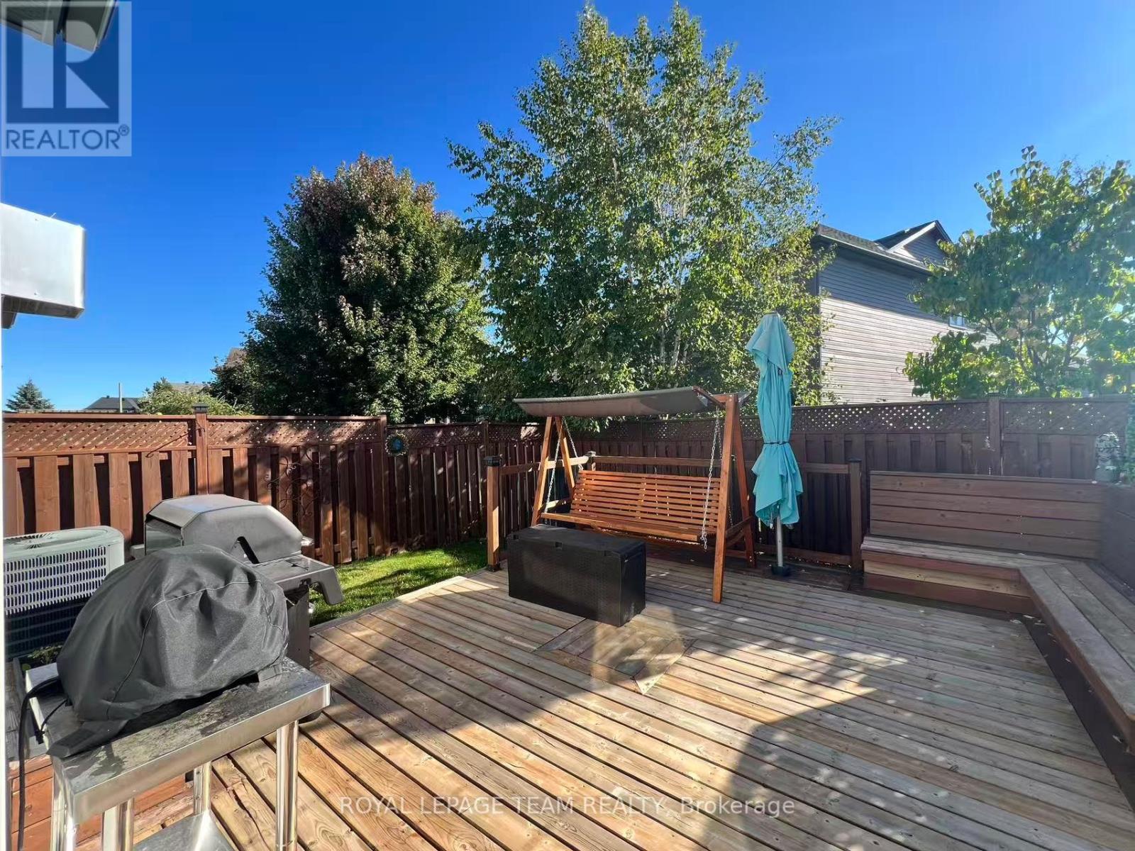 1097 Northgraves Crescent, Ottawa, Ontario  K2M 0C6 - Photo 34 - X12955754