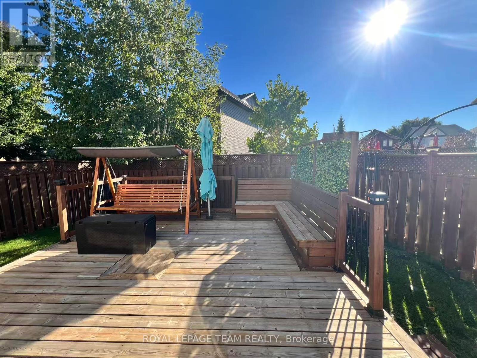 1097 Northgraves Crescent, Ottawa, Ontario  K2M 0C6 - Photo 35 - X12955754