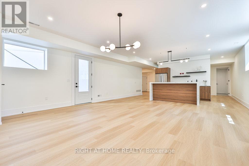 920 Calder Road, Mississauga, Ontario  L5J 2N7 - Photo 44 - W12955648