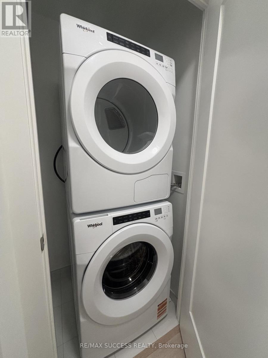 1610 - 60 Central Park Roadway, Toronto, Ontario  M9A 0E6 - Photo 24 - W12955654