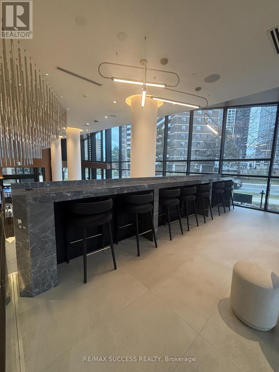 1610 - 60 Central Park Roadway, Toronto, Ontario  M9A 0E6 - Photo 9 - W12955654