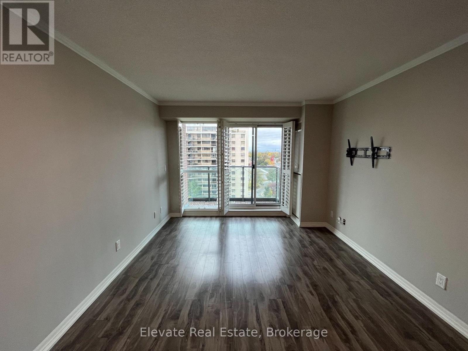 1009 - 1403 Royal York Road, Toronto, Ontario  M9P 0A1 - Photo 4 - W12955674