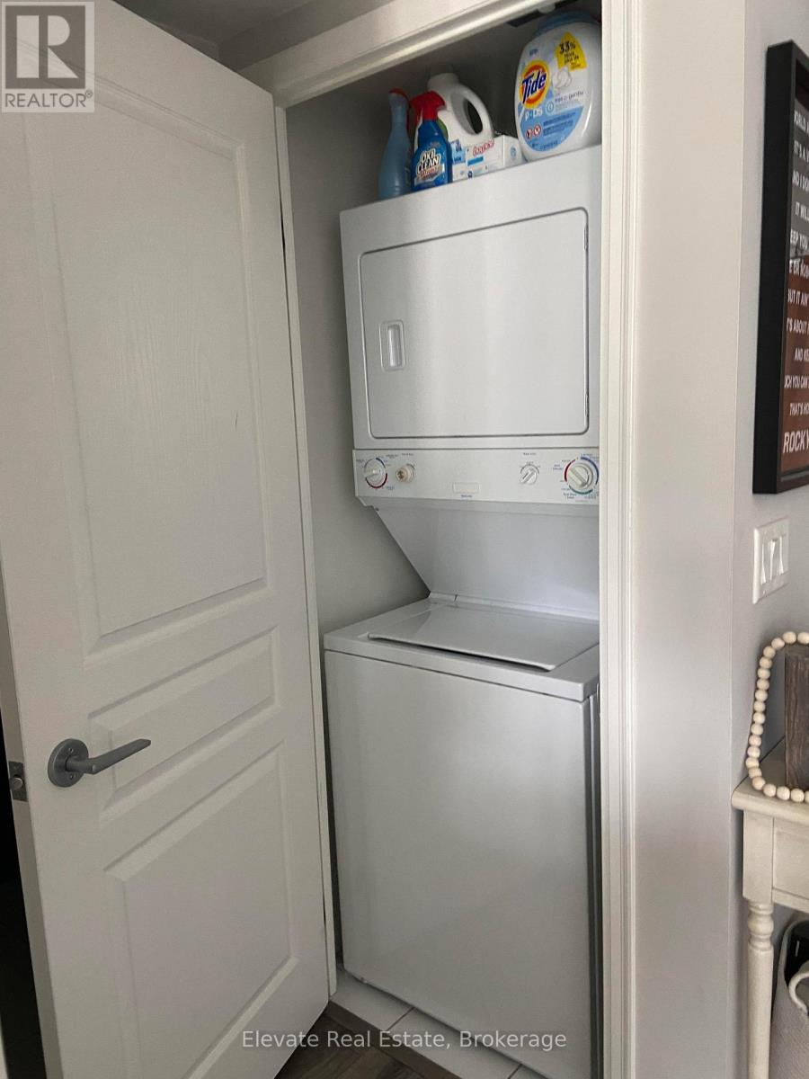 1009 - 1403 Royal York Road, Toronto, Ontario  M9P 0A1 - Photo 9 - W12955674