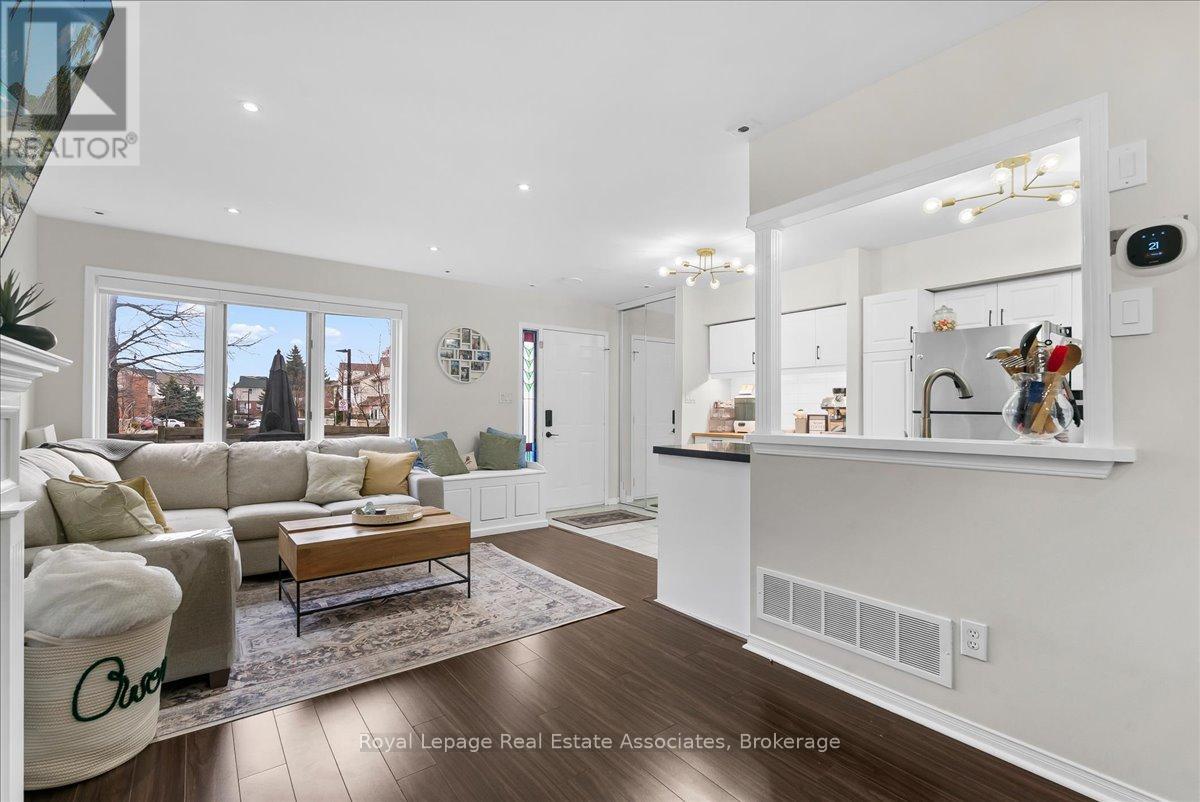 5 - 1241 Parkwest Place, Mississauga, Ontario  L5E 3J3 - Photo 7 - W12955692