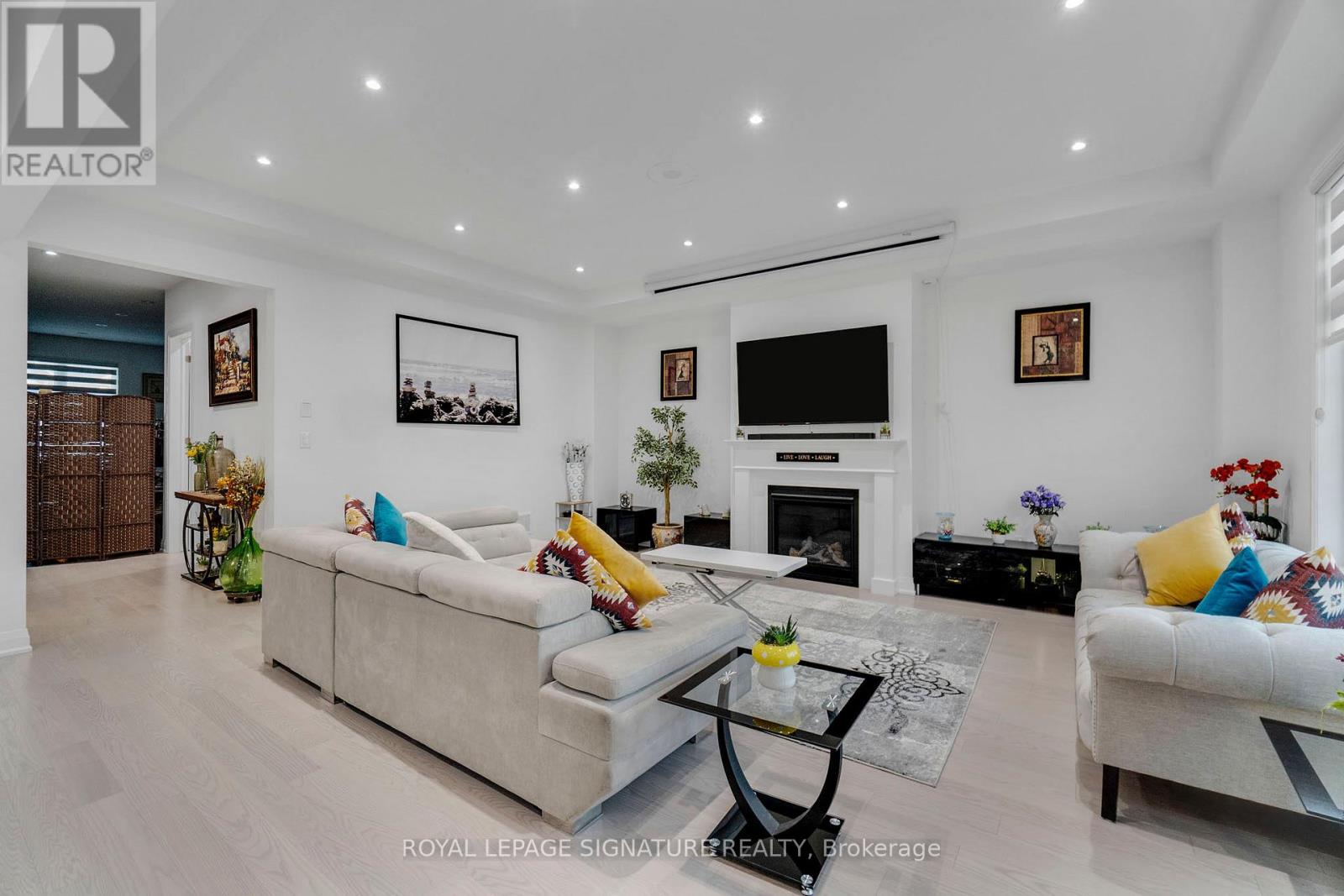 Main-Upper - 3255 Harasym Trail N, Oakville, Ontario  L6M 5N6 - Photo 11 - W12955752