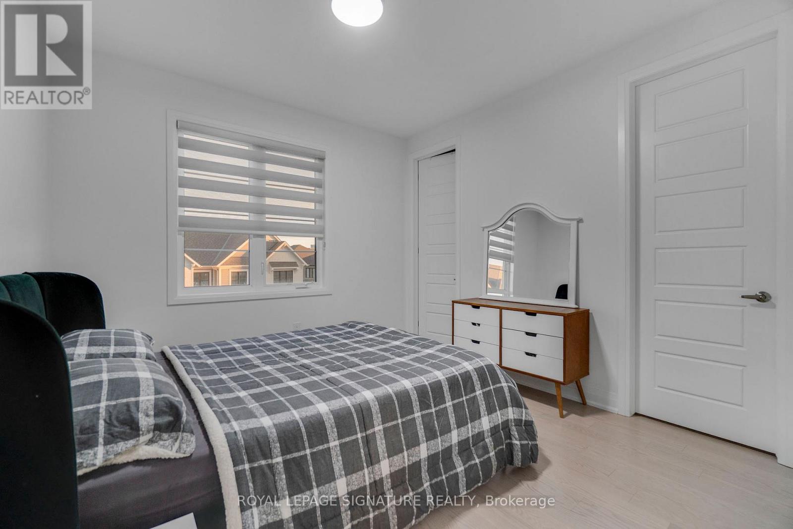 Main-Upper - 3255 Harasym Trail N, Oakville, Ontario  L6M 5N6 - Photo 32 - W12955752