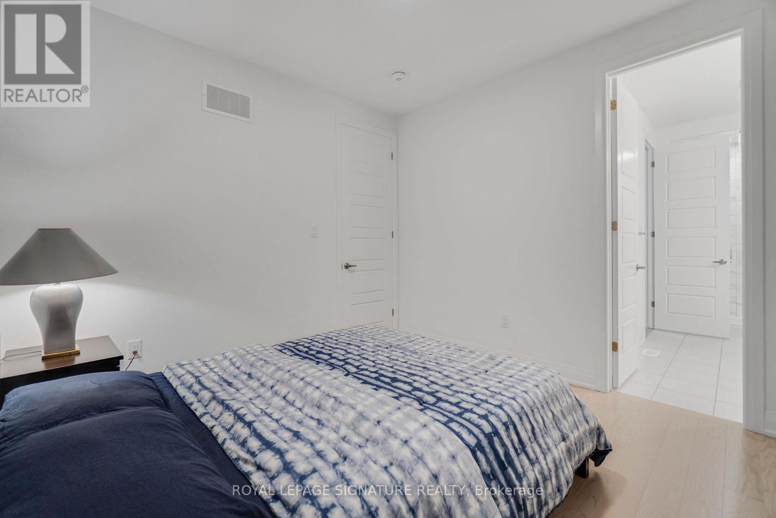 Main-Upper - 3255 Harasym Trail N, Oakville, Ontario  L6M 5N6 - Photo 35 - W12955752