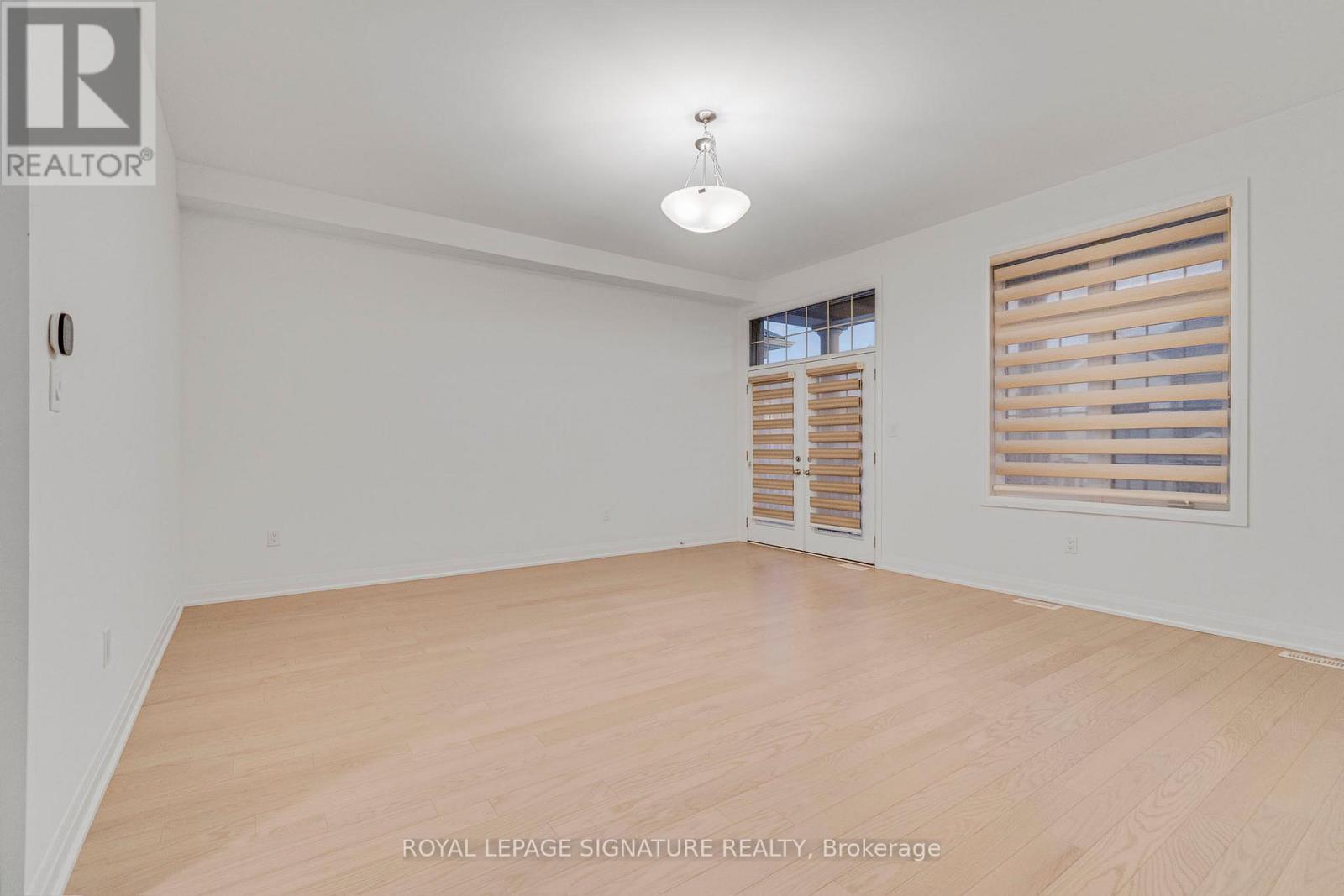 Main-Upper - 3255 Harasym Trail N, Oakville, Ontario  L6M 5N6 - Photo 4 - W12955752