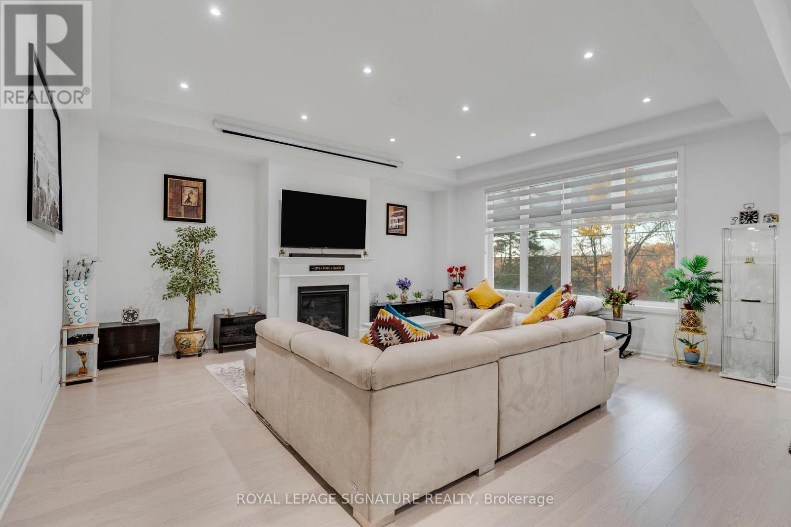 Main-Upper - 3255 Harasym Trail N, Oakville, Ontario  L6M 5N6 - Photo 9 - W12955752