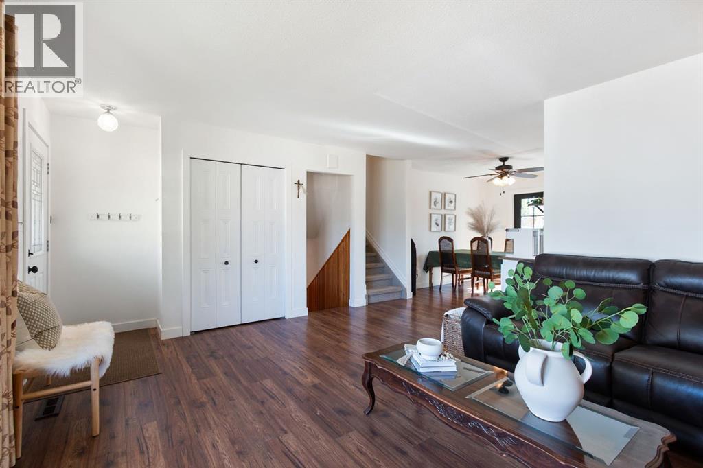 5445 56 Street, Olds, Alberta  T4H 1J6 - Photo 8 - A2260717