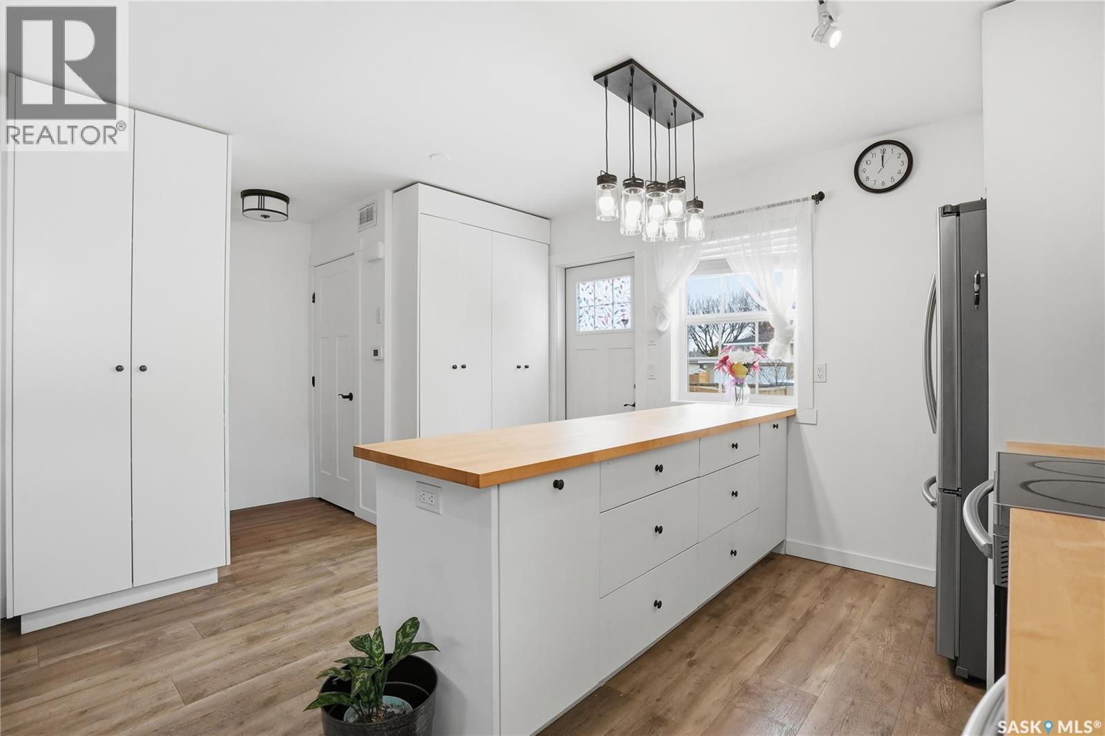 929 K Avenue N, Saskatoon, Saskatchewan  S7L 2N3 - Photo 15 - SK032044