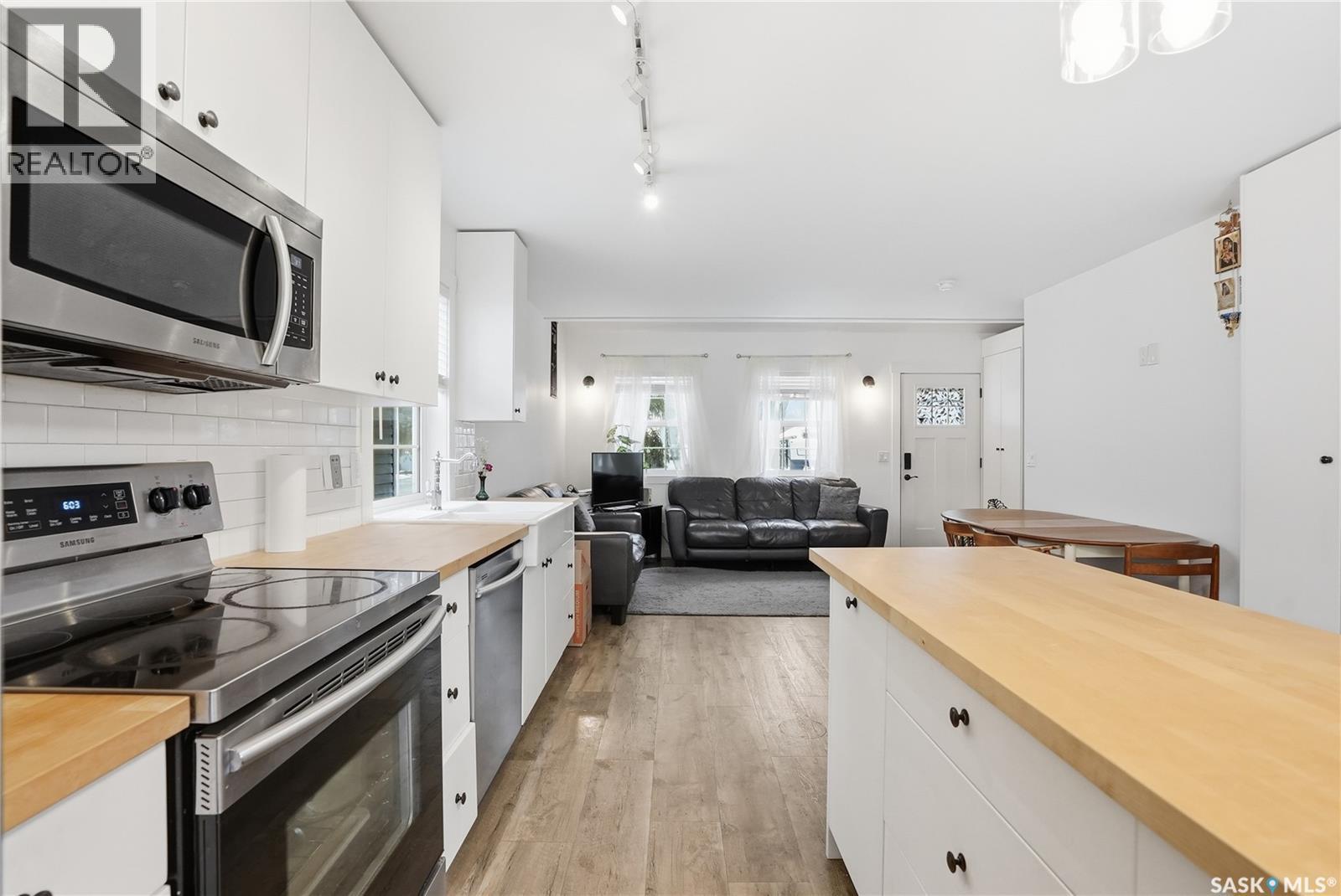 929 K Avenue N, Saskatoon, Saskatchewan  S7L 2N3 - Photo 16 - SK032044