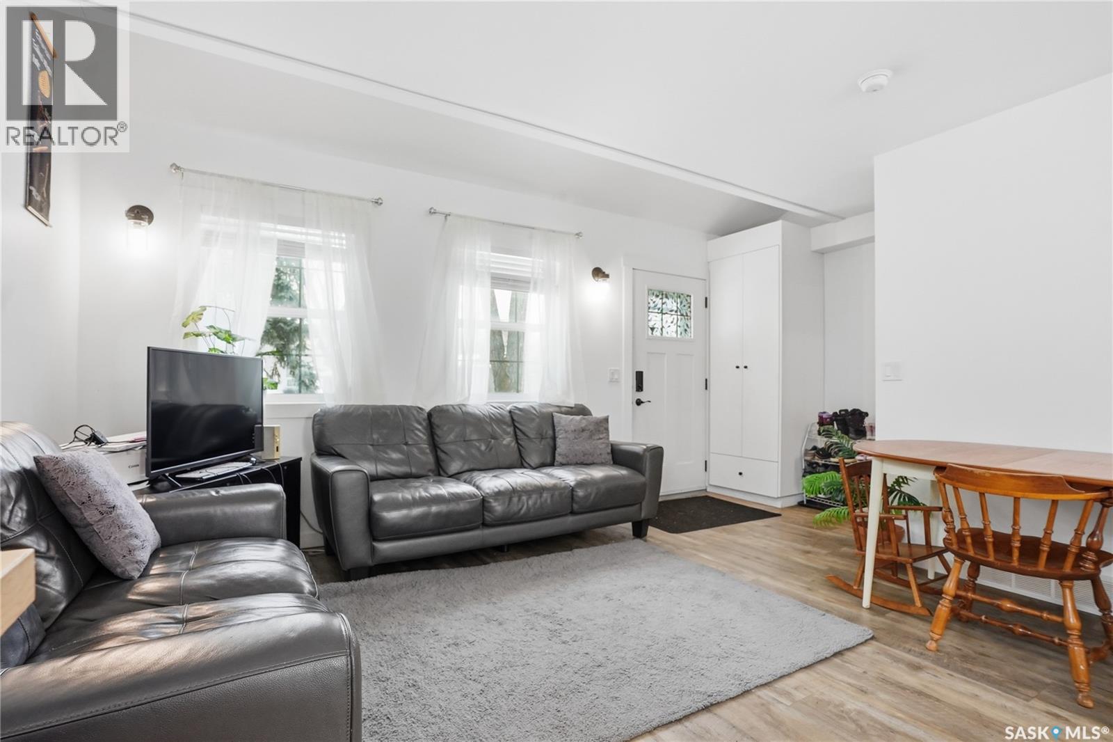 929 K Avenue N, Saskatoon, Saskatchewan  S7L 2N3 - Photo 5 - SK032044