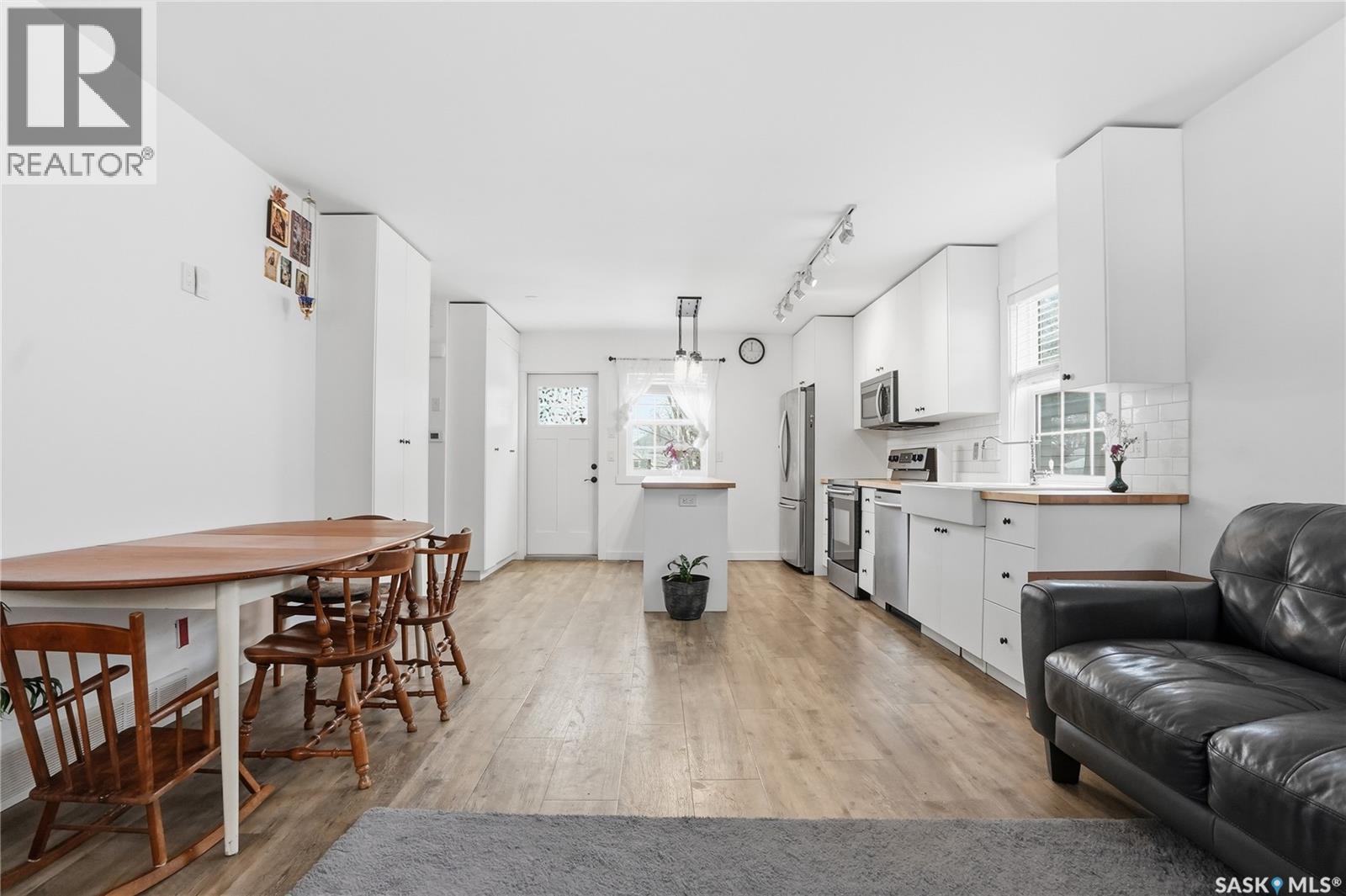 929 K Avenue N, Saskatoon, Saskatchewan  S7L 2N3 - Photo 8 - SK032044